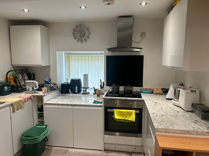 2 Bedroom Terraced House To Rent In King Edward's Road, Swansea, SA1