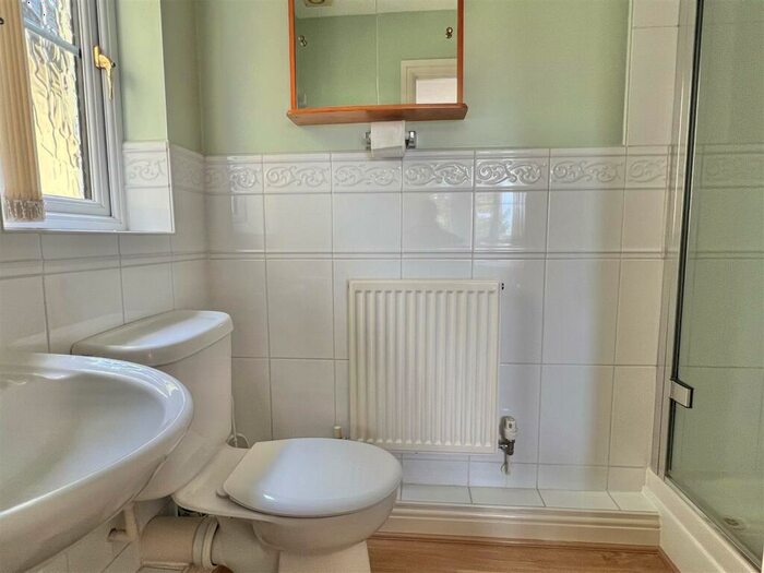 4 Bedroom Detached House For Sale In Newbery Close, Axminster, EX13