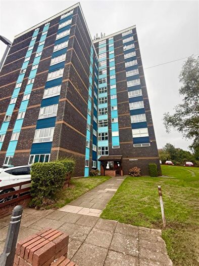 2 Bedroom Flat To Rent In St. Cecilia Close, Kidderminster, DY10
