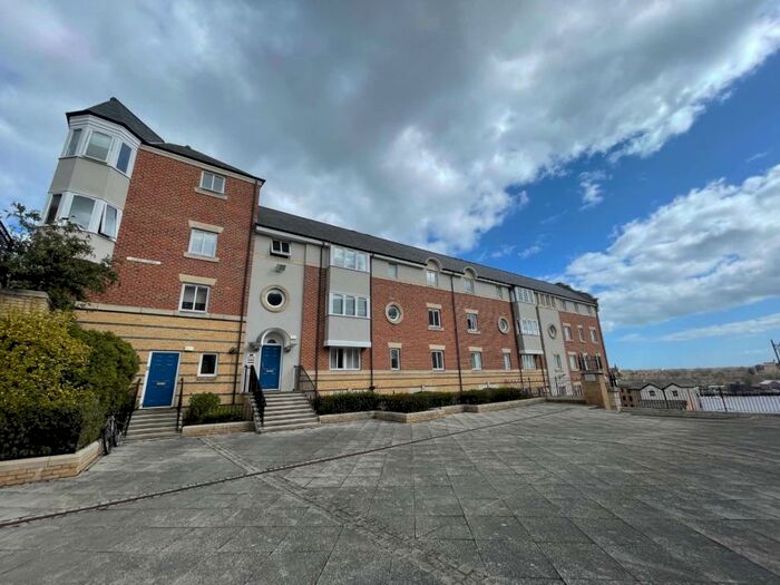 2 Bedroom Apartment To Rent In Union Stairs, North Shields., NE30