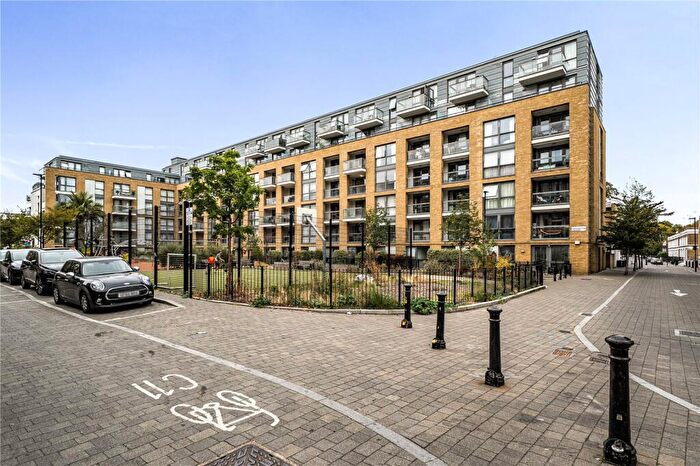 2 Bedroom Apartment For Sale In Ann Street, London, N1