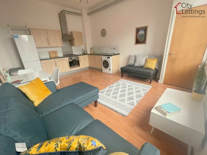 2 Bedroom Apartment To Rent In Portland Square, Arboretum, NG7