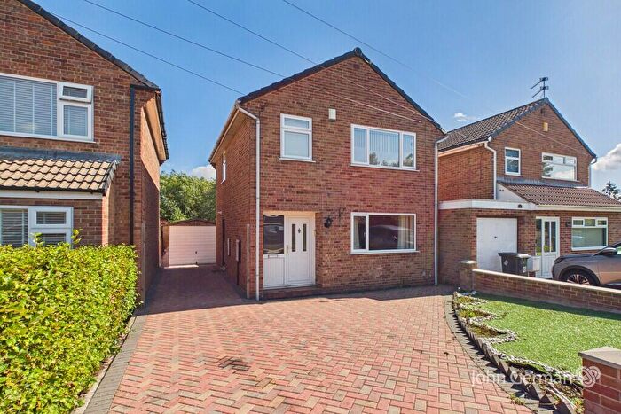 3 Bedroom Detached House For Sale In Hollowood Avenue, Littleover, DE23