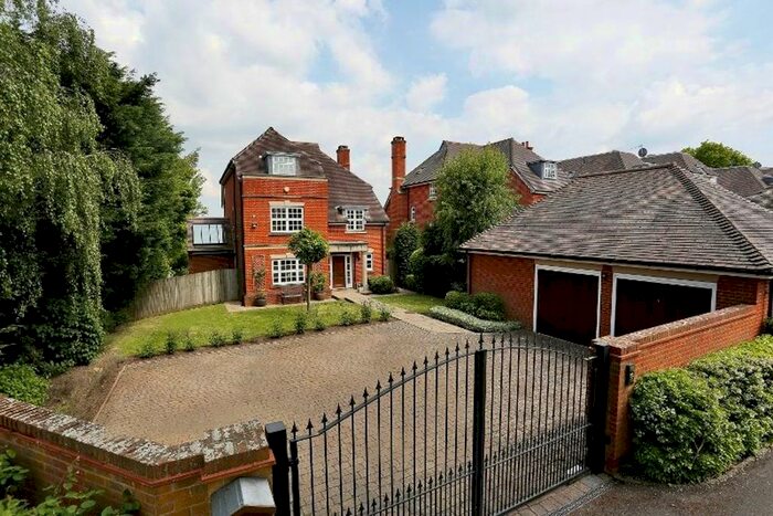 5 Bedroom Detached House To Rent In Manor Fields, London Road, Southborough, Tunbridge Wells, TN4