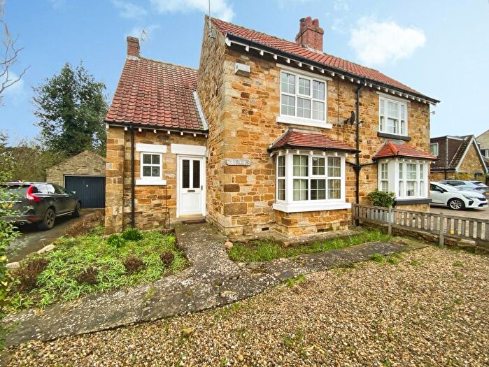 2 Bedroom Property To Rent In Sutton, Thirsk, YO7