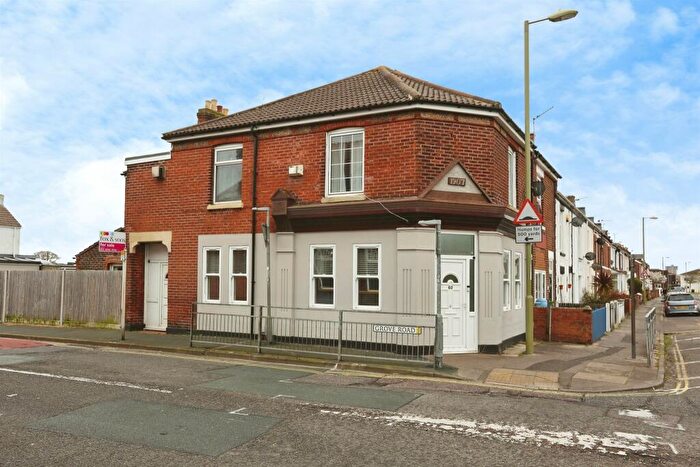 3 Bedroom End Of Terrace House For Sale In San Diego Road, Gosport, PO12