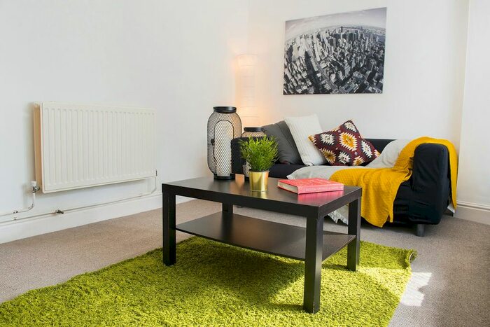 5 Bedroom Property To Rent In Terrace Road, Swansea, SA1