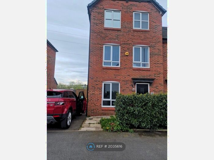 4 Bedroom Semi-Detached House To Rent In Virginia Drive, Swinton, Manchester, M27