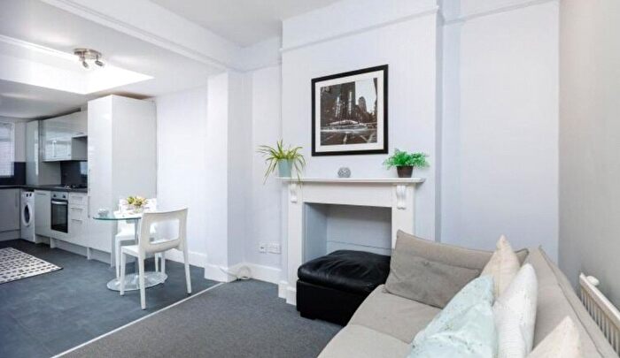 2 Bedroom Terraced House For Sale In Hartfield Crescent, Wimbledon, London, SW19