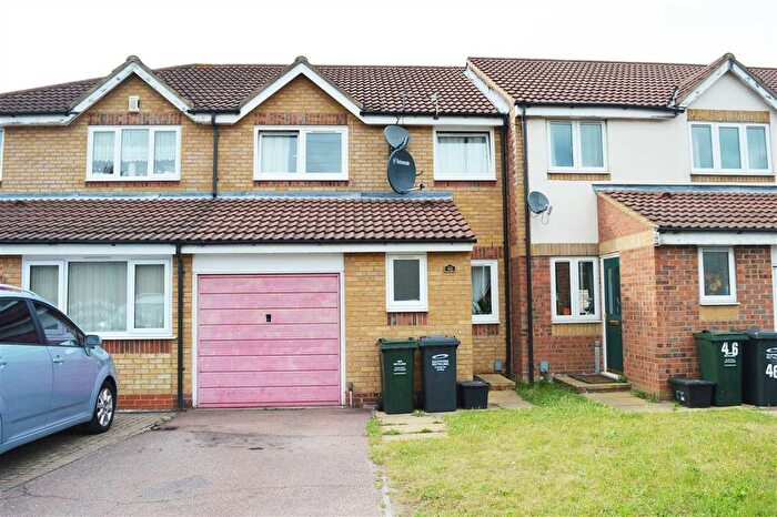 3 Bedroom Property To Rent In Joyce Green Lane, Dartford, DA1