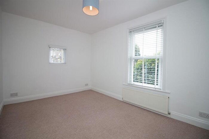 1 Bedroom Detached House To Rent In Church Road, Weston, Bath, BA1