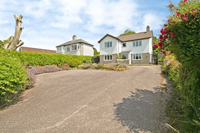 4 Bedroom Detached House For Sale In Tolcarne Road, Beacon, Camborne, Cornwall, TR14