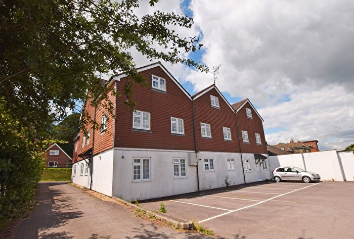 1 Bedroom Flat To Rent In The Kilns, Wilsom Road, Alton, Hampshire, GU34