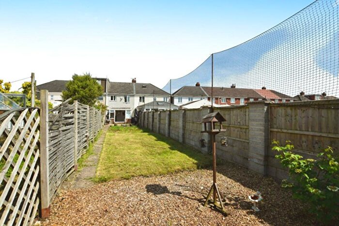 3 Bedroom Terraced House For Sale In Headley Park Avenue, Bristol, BS13
