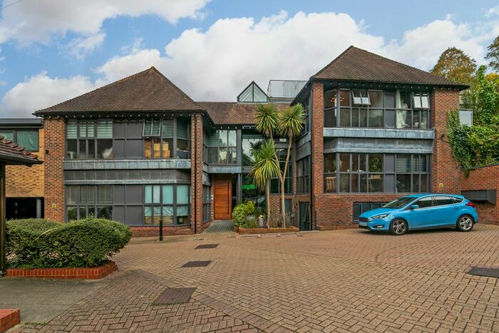 1 Bedroom Flat To Rent In Capitol House, Old Station Approach, Winchester, SO23