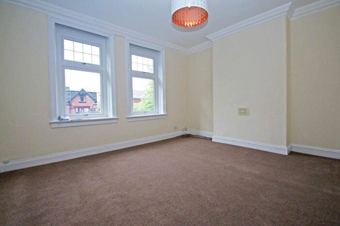 2 Bedroom Flat To Rent In Cardigan Road, Headingley, Leeds, LS6