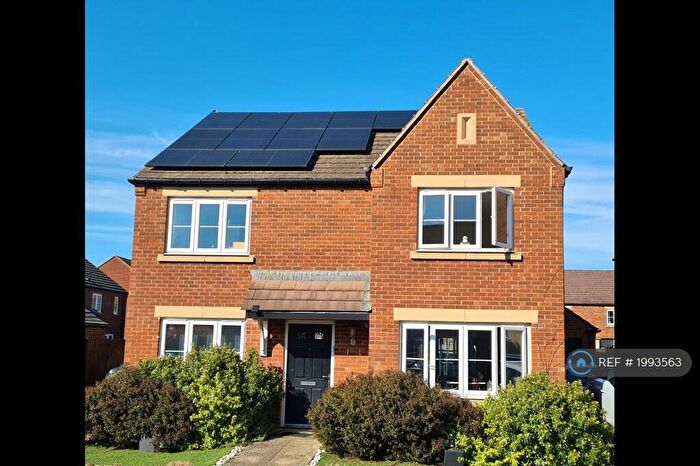 4 Bedroom Detached House To Rent In Broad Way, Upper Heyford, Bicester, OX25