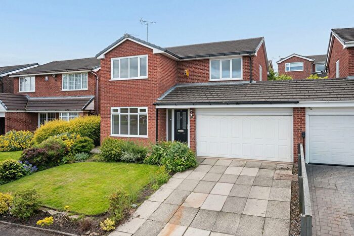 4 Bedroom Detached House For Sale In Horncastle Close, Bury, BL8