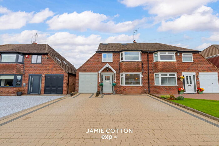 4 Bedroom Semi-Detached House For Sale In Dunstall Road, Halesowen, Dudley, B63