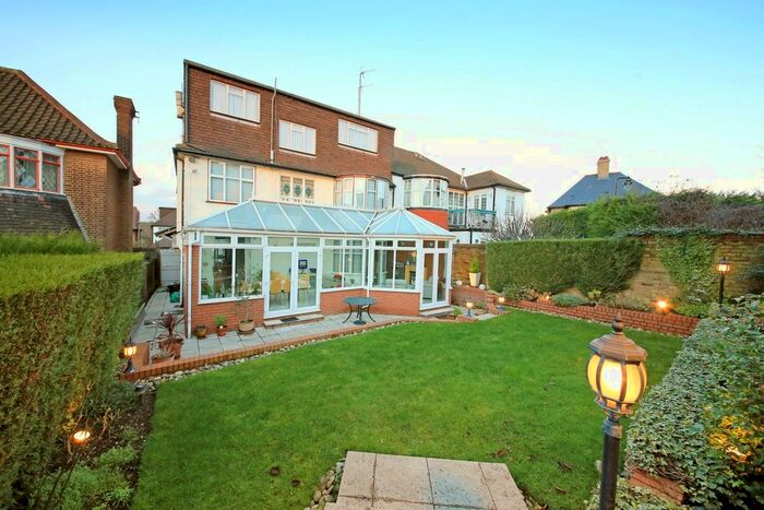 7 Bedroom Detached House To Rent In Bridge Lane, London, NW11