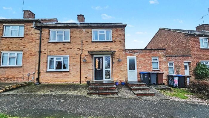 2 Bedroom End Of Terrace House For Sale In Evenley Road, Northampton, NN2