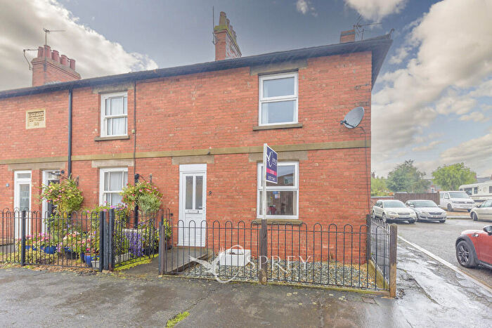 2 Bedroom End Of Terrace House For Sale In Long Row, Oakham, LE15