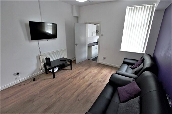 4 Bedroom Terraced House To Rent In Northfield Road, Coventry, CV1