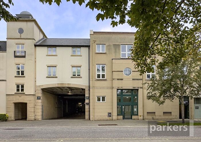1 Bedroom Flat For Sale In Marriotts Walk, Witney, Oxfordshire, OX28