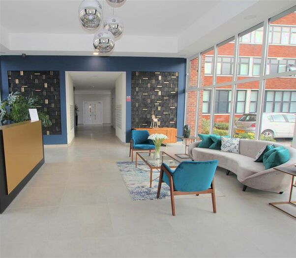 2 Bedroom Flat To Rent In Arrowhead House, Laporte Way, Luton, LU4