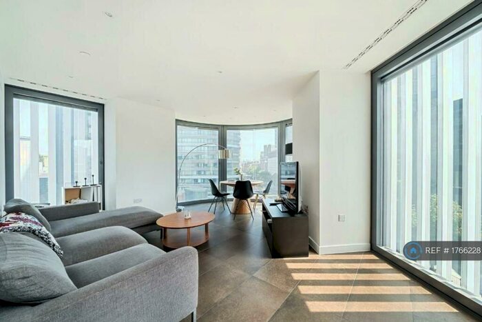 2 Bedroom Flat To Rent In Chronicle Tower, London, EC1V