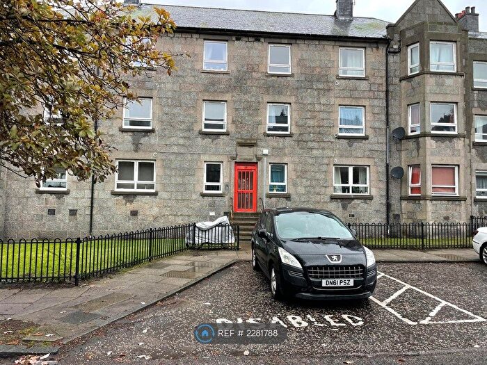 3 Bedroom Flat To Rent In Bedford Avenue, Aberdeen, AB24