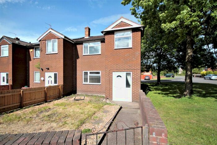 3 Bedroom Terraced House To Rent In The Common, Donnington, TF2