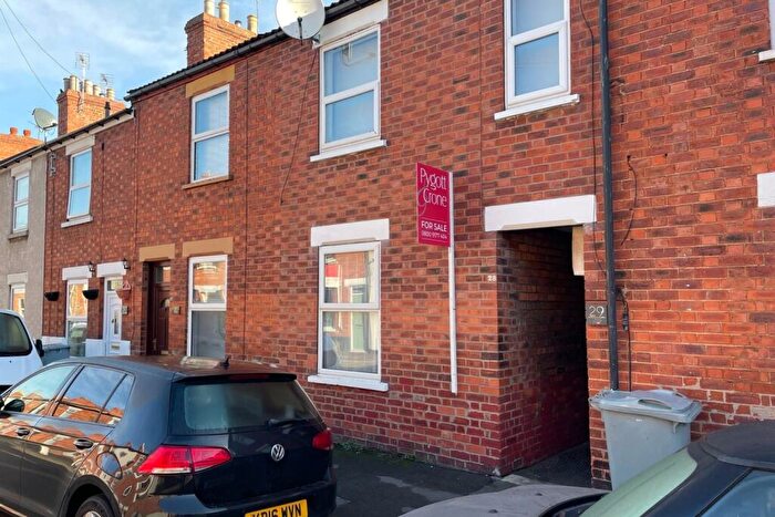 2 Bedroom Terraced House For Sale In Alford Street, NG31