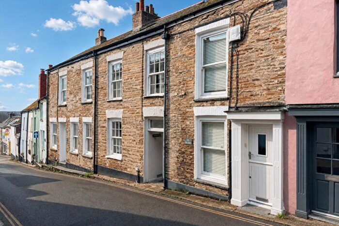 3 Bedroom Cottage For Sale In Duke Street, Padstow, PL28