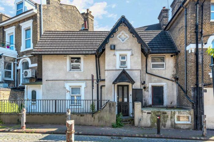 1 Bedroom Flat To Rent In Marischal Road London, SE13