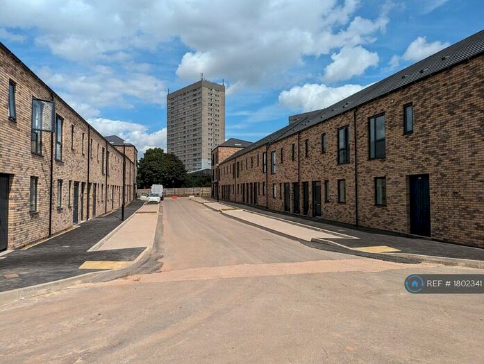 3 Bedroom Terraced House To Rent In Bird Close, Birmingham, B12