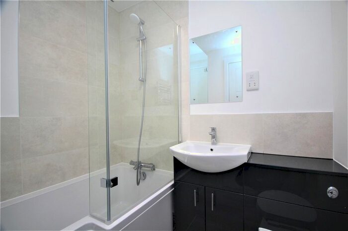 1 Bedroom Flat To Rent In Romany Road, Worthing, BN13