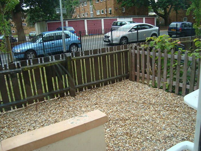 2 Bedroom Apartment To Rent In Yorke Street, Southsea, PO5