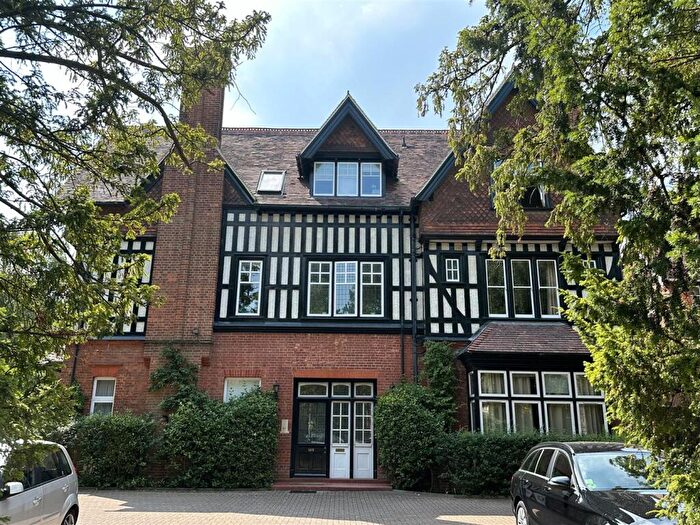 2 Bedroom Apartment To Rent In North Oxford, OX2