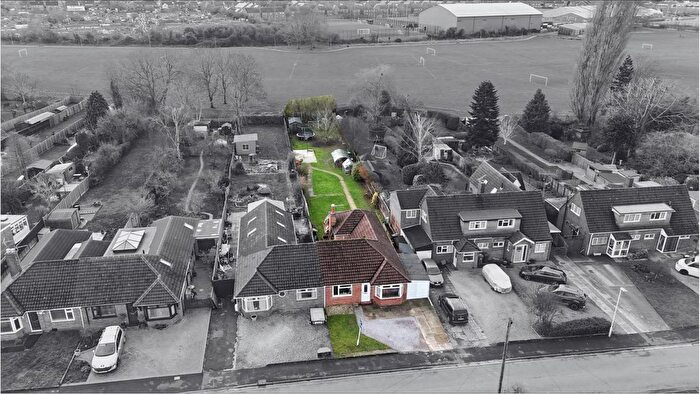 3 Bedroom Bungalow For Sale In Oxstalls Drive, Longlevens, Gloucester, GL2