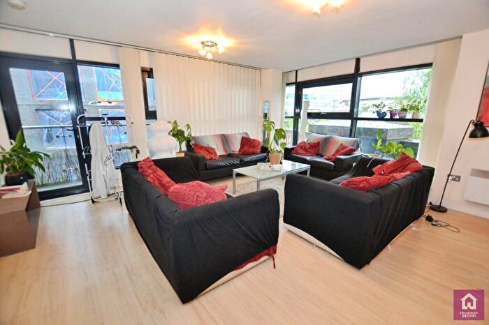 2 Bedroom Flat For Sale In The Bay Building, Mirabel Street, City Centre, Manchester, M3