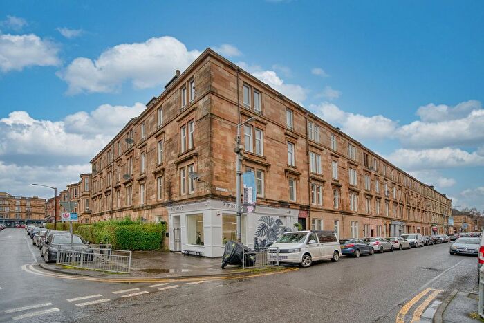 2 Bedroom Flat For Sale In Deanston Drive, Flat /, Shawlands, Glasgow, G41