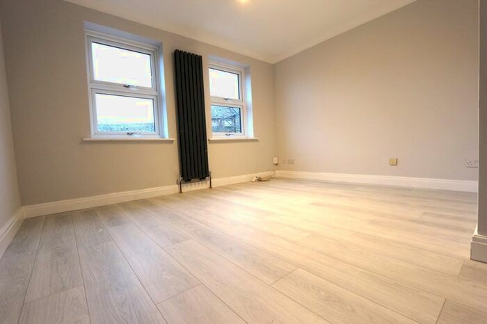 2 Bedroom Property To Rent In Clarence Road, London, E12