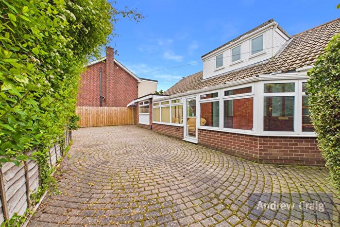 3 Bedroom Detached House For Sale In Hunter Close, East Boldon, NE36