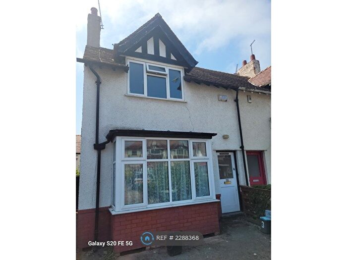 3 Bedroom Semi-Detached House To Rent In Penrhyn Avenue, Rhos On Sea, Colwyn Bay, LL28