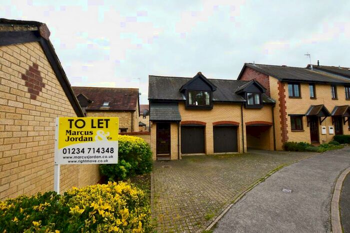 1 Bedroom Flat To Rent In Hipwell Court, Olney, MK46