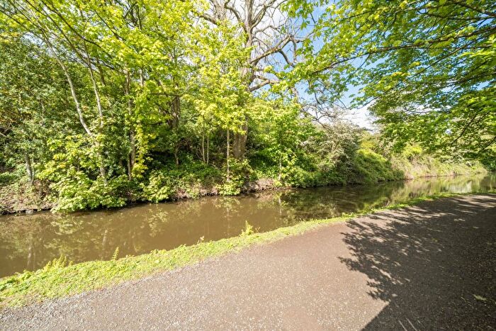 3 Bedroom End Of Terrace House For Sale In Bank Buildings, Hebden Bridge, West Yorkshire, HX7