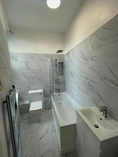 2 Bedroom Flat To Rent In Caistor Mews, Balham, London, SW12