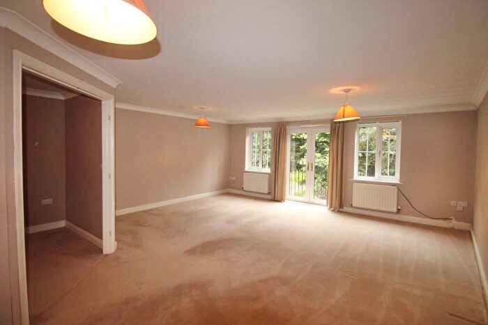 4 Bedroom Terraced House To Rent In Pennyfield Close, Meanwood, Leeds, LS6
