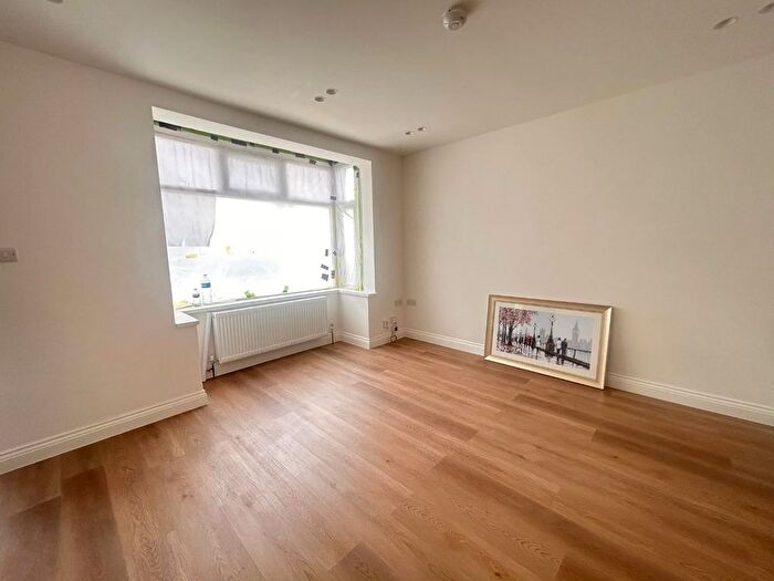 4 Bedroom Property To Rent In Walton Road, London, E12
